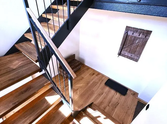 Апартаменты Igelnest Grossthiemig