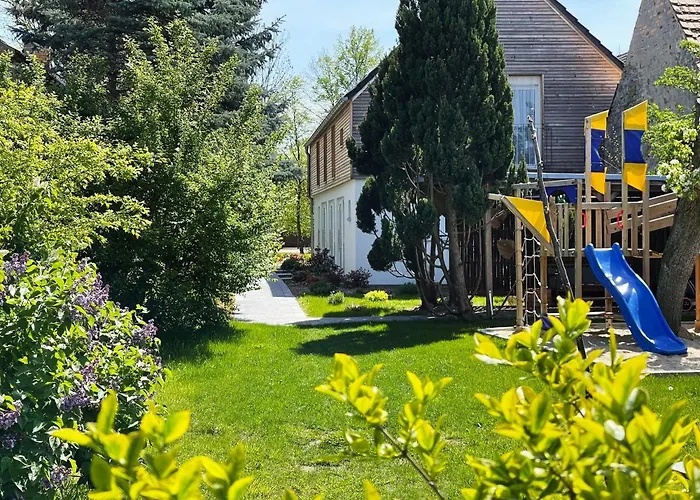 Апартаменты Igelnest Grossthiemig